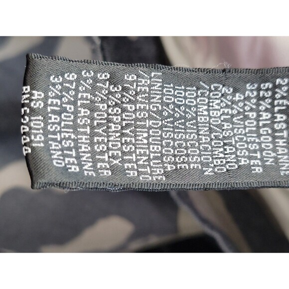 Artilier Nicole Miller 32 Camo Skinny Jeans Side Stripe Denim Stretch Ankle EUC - Picture 14 of 15